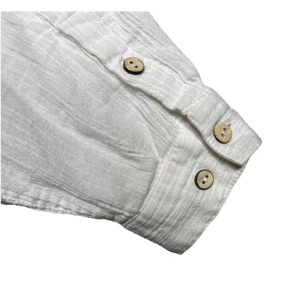Chico's Cotton Gauze Top White Faux Wood Buttons Relaxed Fit Size 3 Beach Boho - Picture 9 of 13